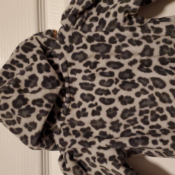 NWT Carter's Girls Animal Print Hooded Fleece Long Sleeve Romp - Size 6 Months - Picture 6 of 9
